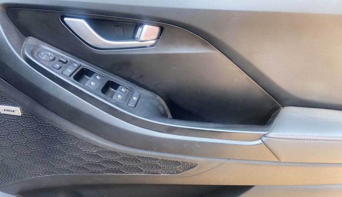 2020 Hyundai Creta SX (O) 1.4 TURBO DCT, Petrol, Automatic, 25,979 km, Driver Side Door Panels Control