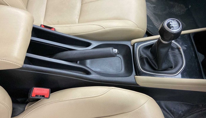 2021 Honda City 1.5L I-VTEC ZX, Petrol, Manual, 28,398 km, Gear Lever