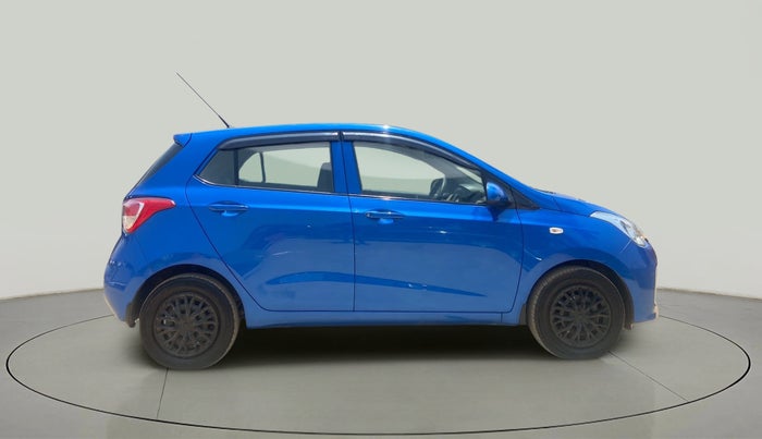 2017 Hyundai Grand i10 SPORTZ 1.2 KAPPA VTVT, Petrol, Manual, 25,986 km, Right Side View