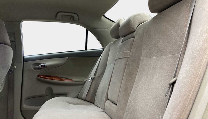2011 Toyota Corolla Altis G PETROL, Petrol, Manual, 80,901 km, Right Side Rear Door Cabin