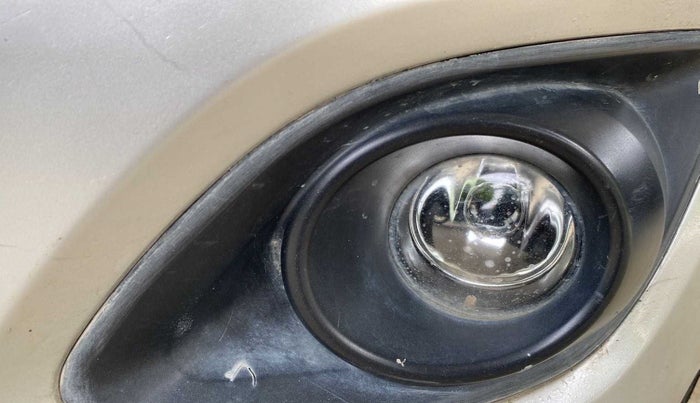 2014 Maruti Swift VXI, Petrol, Manual, 39,111 km, Left fog light - Not working