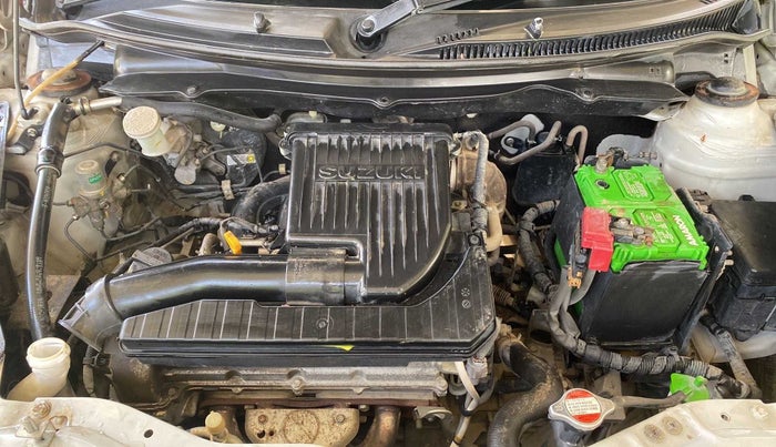 2014 Maruti Swift VXI, Petrol, Manual, 39,111 km, Open Bonet