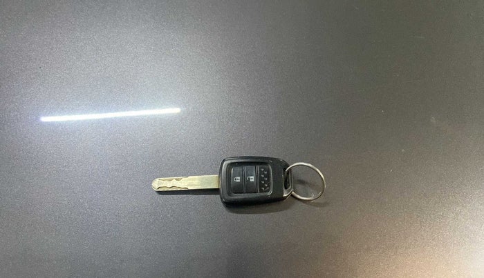 2019 Honda WR-V 1.2L I-VTEC VX MT, Petrol, Manual, 20,691 km, Key Close Up
