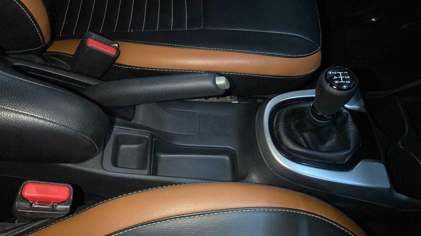 2019 Honda WR-V 1.2L I-VTEC VX MT, Petrol, Manual, 20,691 km, Gear Lever