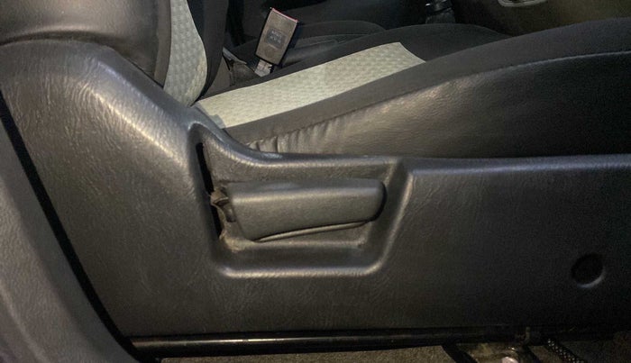 2022 Maruti Alto VXI, Petrol, Manual, 7,276 km, Driver Side Adjustment Panel