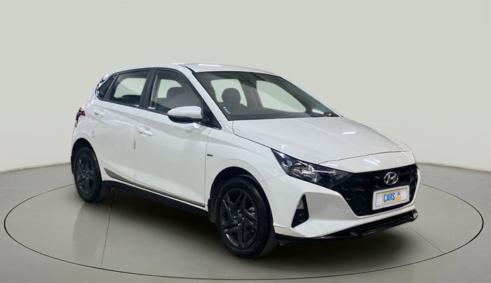 2022 Hyundai NEW I20 SPORTZ 1.2 AT, Petrol, Automatic, 9,813 km, Right Front Diagonal