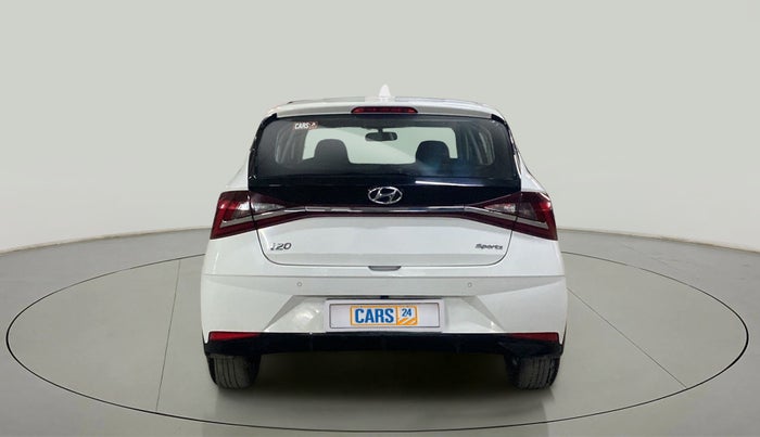 2022 Hyundai NEW I20 SPORTZ 1.2 AT, Petrol, Automatic, 9,813 km, Back/Rear