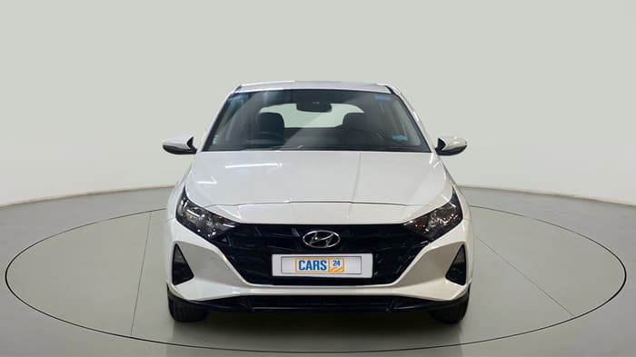 2022 Hyundai NEW I20 SPORTZ 1.2 AT, Petrol, Automatic, 9,813 km, Front
