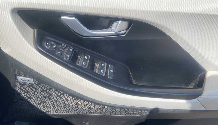2021 Hyundai Creta SX (O) 1.5 DIESEL, Diesel, Manual, 46,643 km, Driver Side Door Panels Control