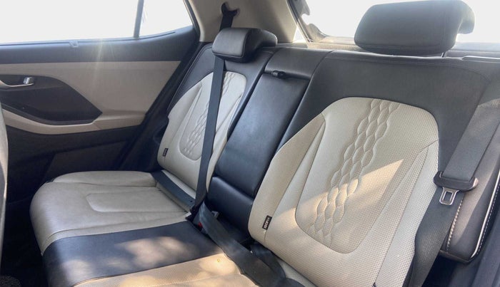 2021 Hyundai Creta SX (O) 1.5 DIESEL, Diesel, Manual, 46,643 km, Right Side Rear Door Cabin
