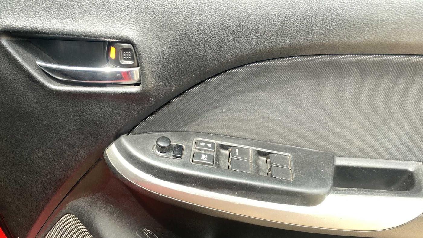 2015 Maruti Baleno ZETA PETROL 1.2, Petrol, Manual, 91,699 km, Driver Side Door Panels Control