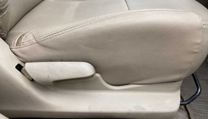 2018 Maruti Ciaz SIGMA 1.5 SHVS MT  PETROL, Petrol, Manual, 43,467 km, Driver Side Adjustment Panel