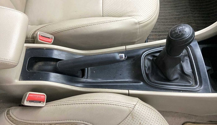 2018 Maruti Ciaz SIGMA 1.5 SHVS MT  PETROL, Petrol, Manual, 43,467 km, Gear Lever