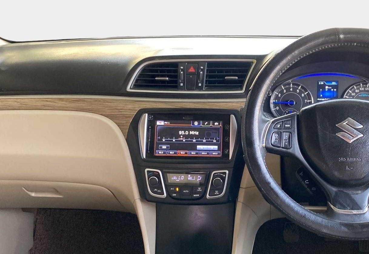2018 Maruti Ciaz ALPHA 1.5 SHVS PETROL, Petrol, Manual, 38,065 km, Air Conditioner