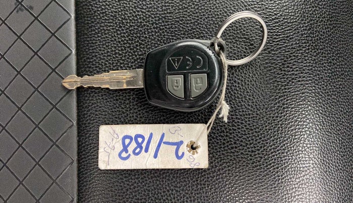 2021 Maruti S PRESSO VXI CNG, CNG, Manual, 49,954 km, Key Close Up