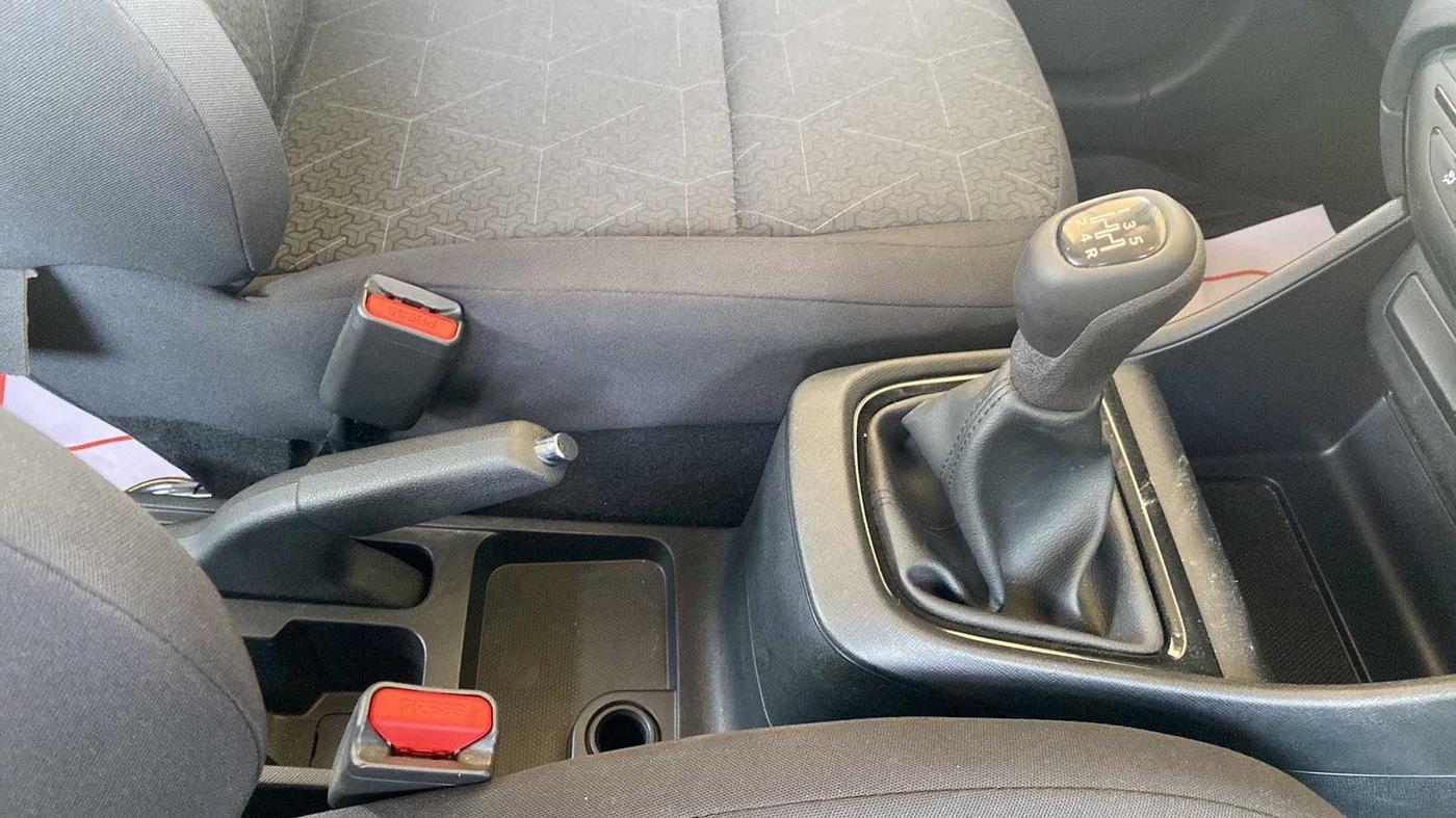 2023 Tata PUNCH ADVENTURE MT, Petrol, Manual, 4,366 km, Gear Lever