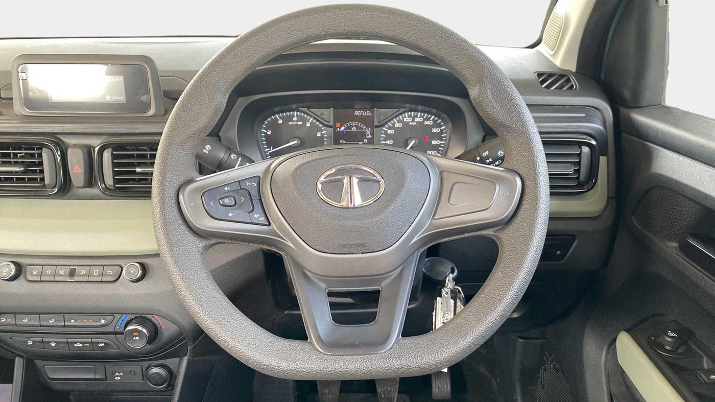 2023 Tata PUNCH ADVENTURE MT, Petrol, Manual, 4,366 km, Steering Wheel Close Up