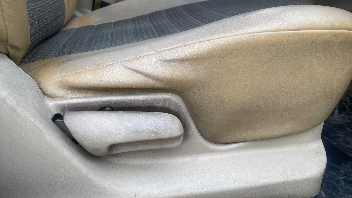 2015 Maruti Swift Dzire VDI ABS, Diesel, Manual, 86,420 km, Driver Side Adjustment Panel
