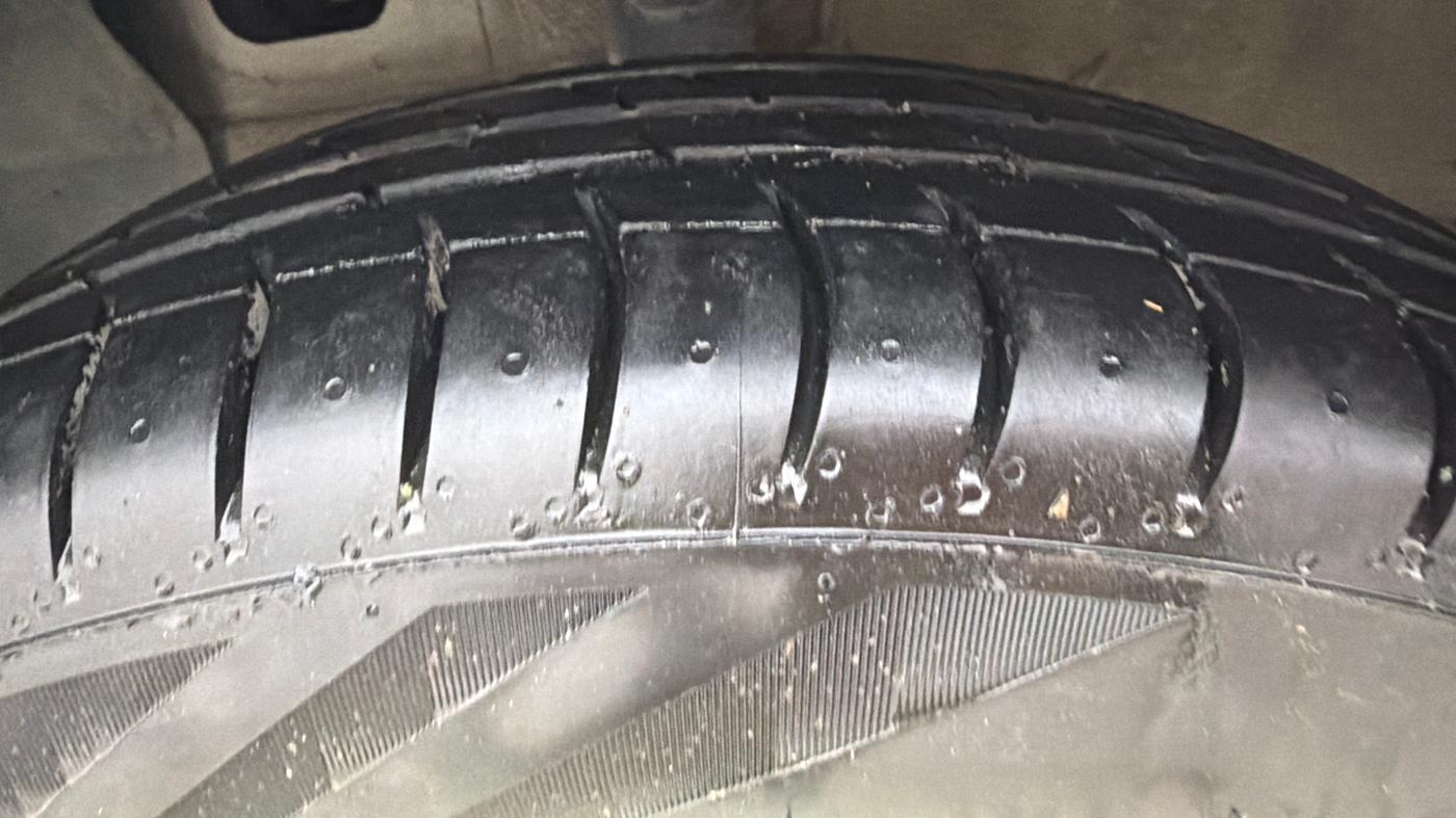 2019 Hyundai GRAND I10 NIOS SPORTZ AMT 1.2 KAPPA VTVT, Petrol, Automatic, 39,692 km, Left Front Tyre Tread