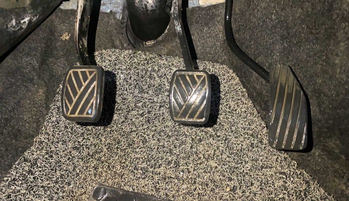 2018 Maruti Wagon R 1.0 VXI, Petrol, Manual, 70,676 km, Pedals