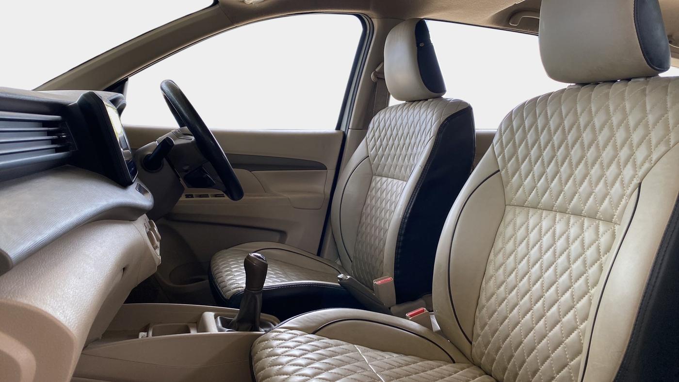 2022 Maruti Ertiga VXI CNG, CNG, Manual, 32,609 km, Right Side Front Door Cabin