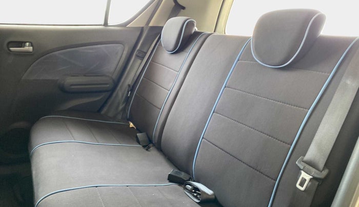 2010 Maruti Ritz VXI, Petrol, Manual, 63,130 km, Right Side Rear Door Cabin