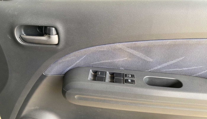 2010 Maruti Ritz VXI, Petrol, Manual, 63,130 km, Driver Side Door Panels Control