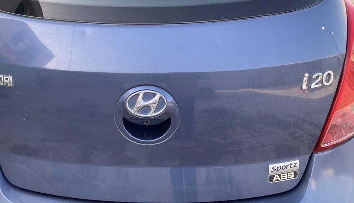 2013 Hyundai i20 SPORTZ 1.2, Petrol, Manual, 54,857 km, Dicky (Boot door) - Minor scratches
