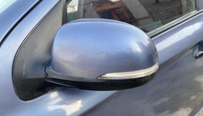2013 Hyundai i20 SPORTZ 1.2, Petrol, Manual, 54,857 km, Left rear-view mirror - Cover has minor damage