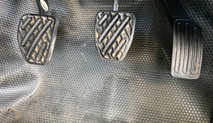 2019 Datsun Go Plus T, Petrol, Manual, 50,841 km, Pedals