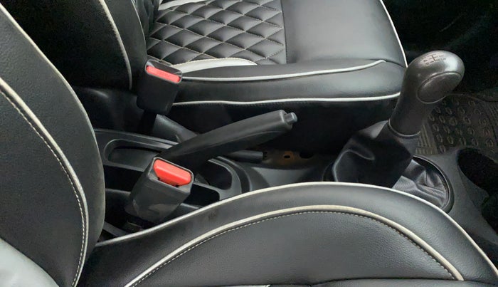 2017 Nissan Micra Active XV SAFETY PACK, Petrol, Manual, 37,913 km, Gear Lever