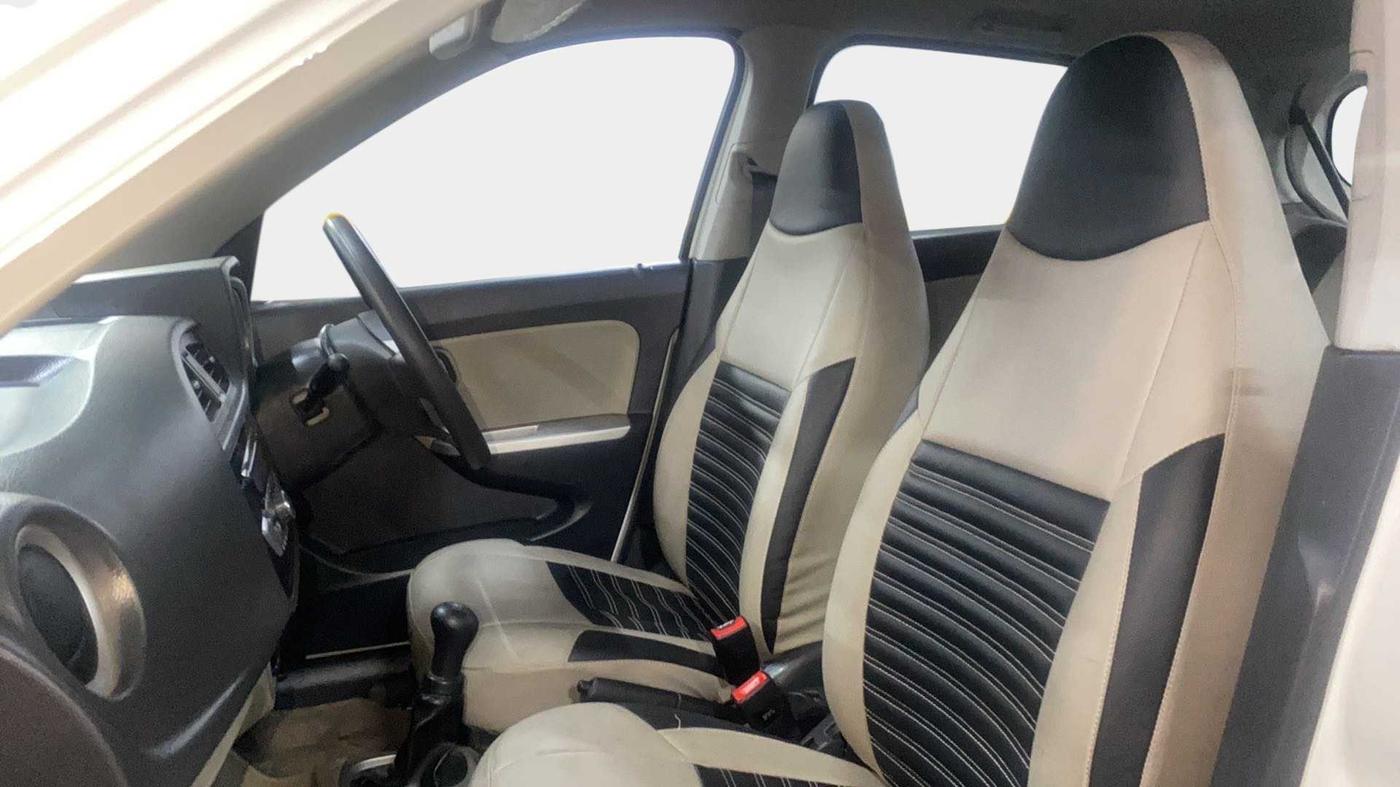 2018 Maruti Alto K10 VXI, Petrol, Manual, 37,528 km, Right Side Front Door Cabin