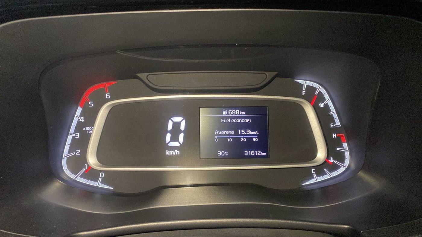 2022 KIA SONET HTX 1.5, Diesel, Manual, 31,605 km, Odometer Image