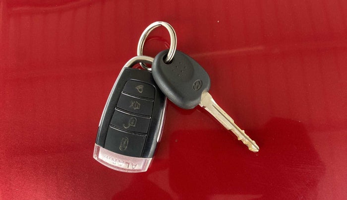 2021 Hyundai NEW SANTRO MAGNA, Petrol, Manual, 6,598 km, Key Close Up