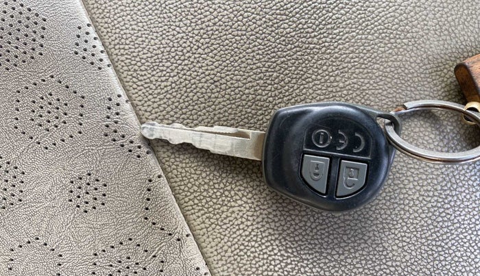 2019 Maruti New Wagon-R ZXI 1.2, Petrol, Manual, 35,222 km, Key Close Up