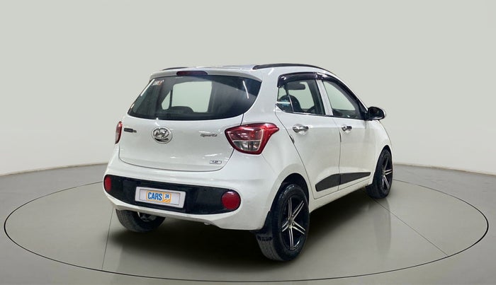 2017 Hyundai Grand i10 SPORTZ (O) 1.2 KAPPA VTVT, Petrol, Manual, 19,885 km, Right Back Diagonal