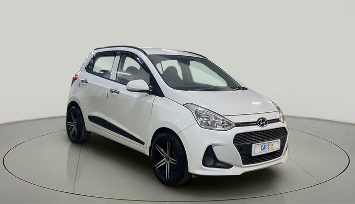 2017 Hyundai Grand i10 SPORTZ (O) 1.2 KAPPA VTVT, Petrol, Manual, 19,885 km, Right Front Diagonal