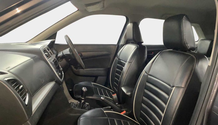 2020 Maruti Vitara Brezza VXI, Petrol, Manual, 57,779 km, Right Side Front Door Cabin