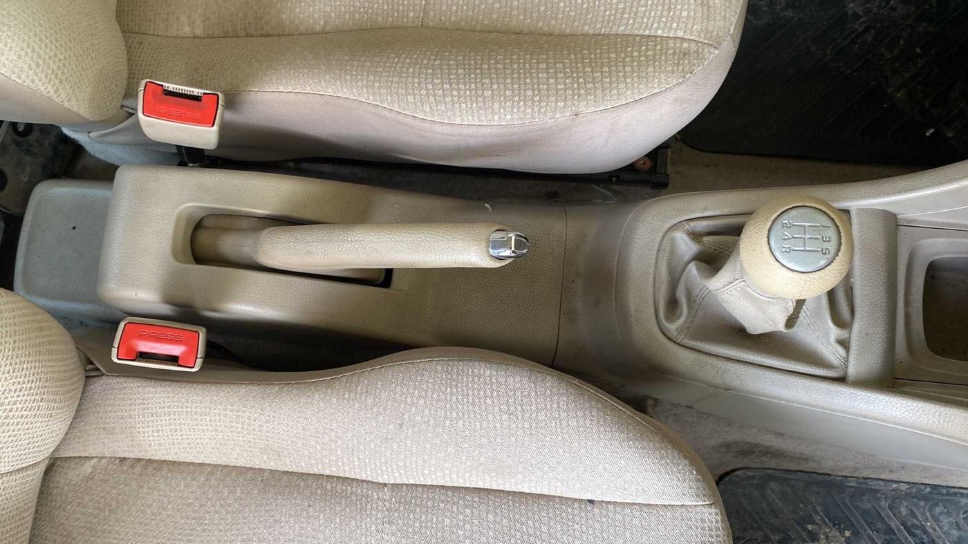 2012 Maruti Swift Dzire VXI, Petrol, Manual, 33,462 km, Gear Lever