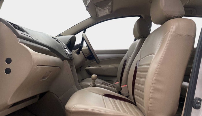 2016 Maruti Ertiga VDI SHVS, Diesel, Manual, 65,800 km, Right Side Front Door Cabin