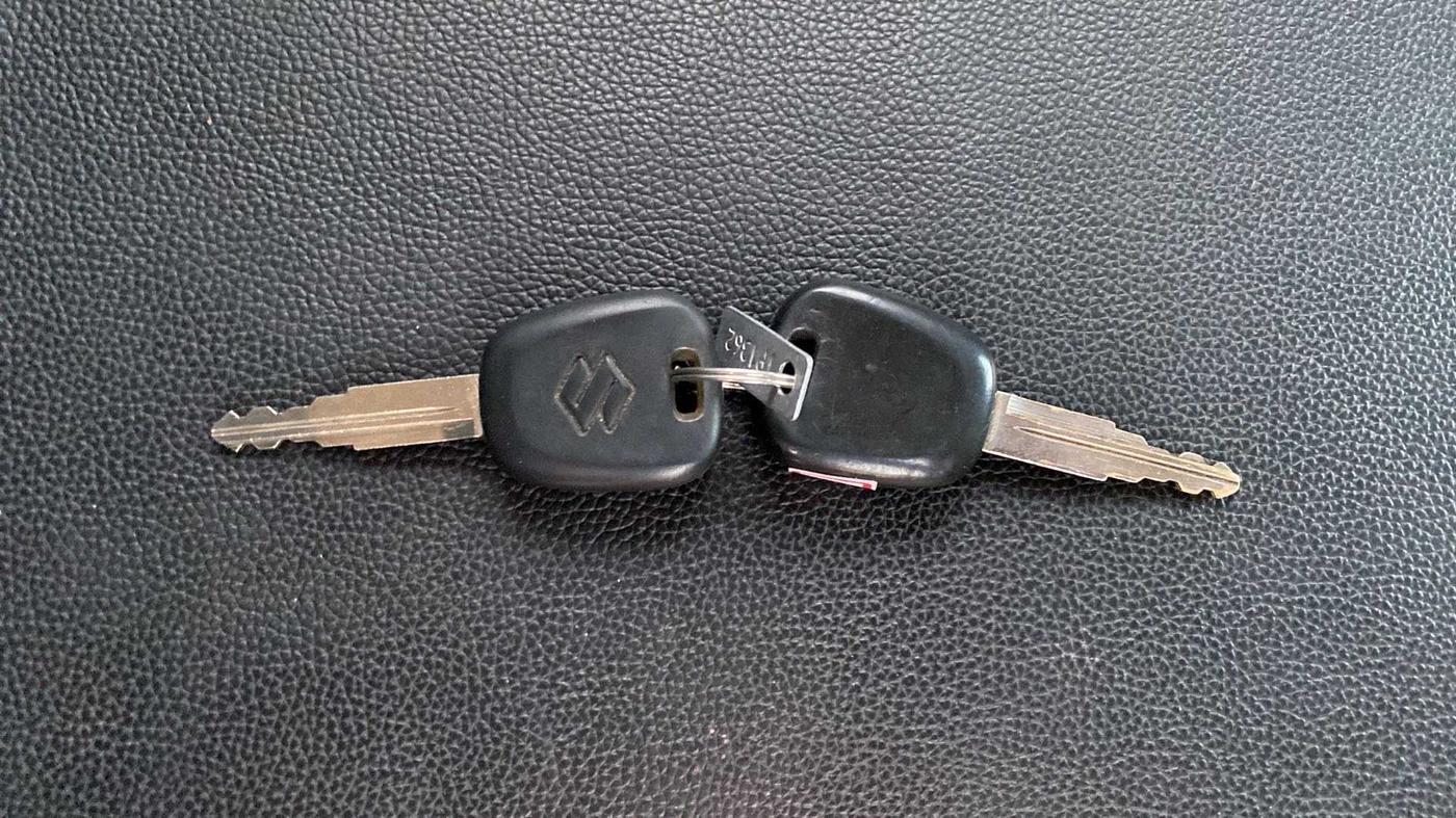 2019 Maruti Alto LXI, Petrol, Manual, 28,705 km, Key Close Up
