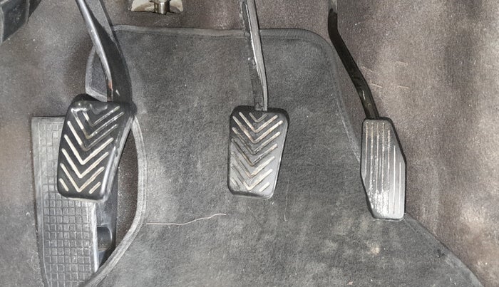 2014 Hyundai Santro Xing GLS PLUS AUDIO, Petrol, Manual, 86,934 km, Pedals