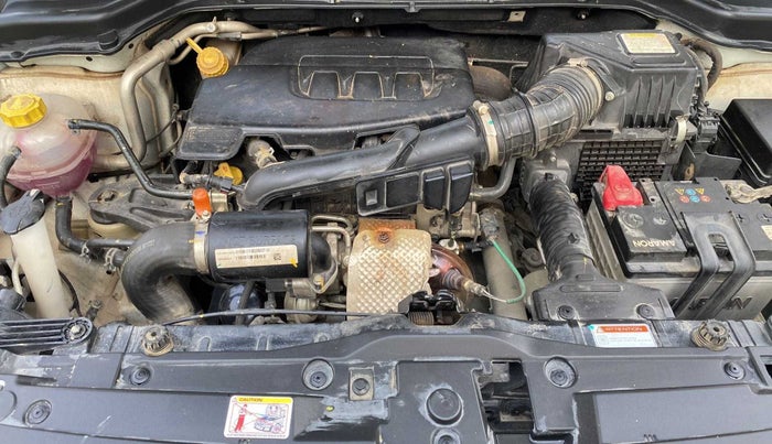 2022 Mahindra XUV300 W8 1.2 PETROL, Petrol, Manual, 25,888 km, Open Bonet