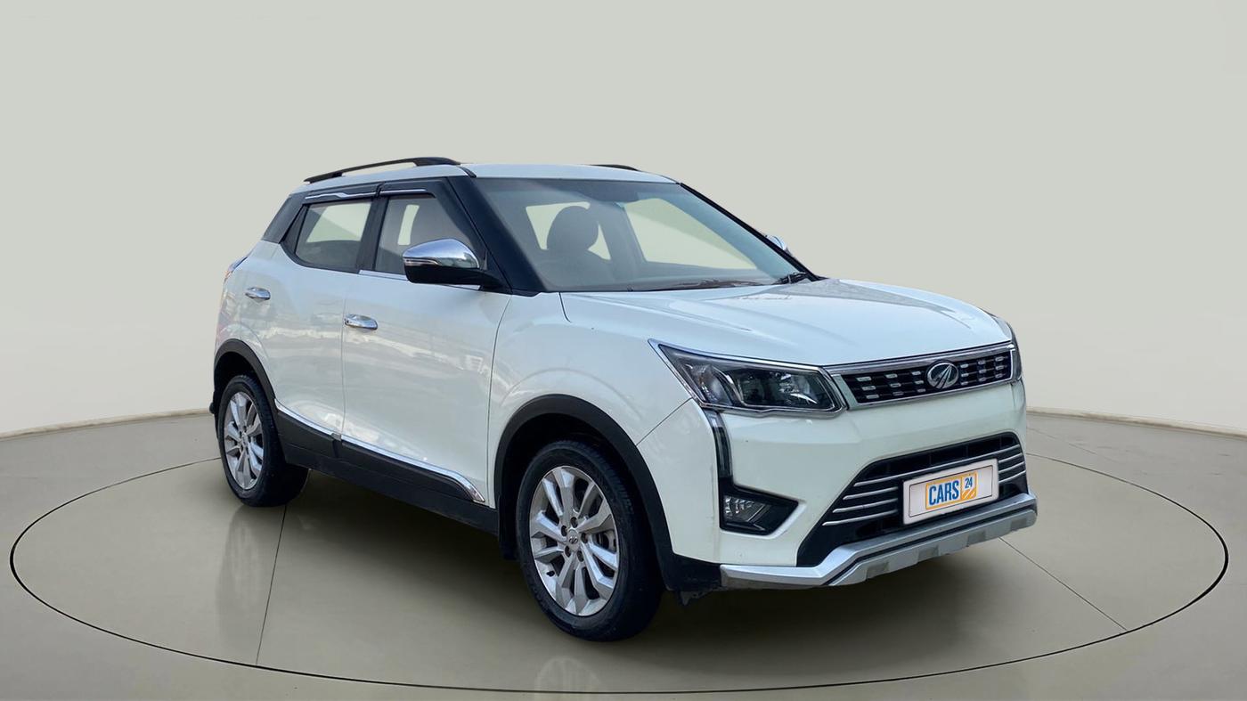2022 Mahindra XUV300 W8 1.2 PETROL, Petrol, Manual, 25,888 km, SRP