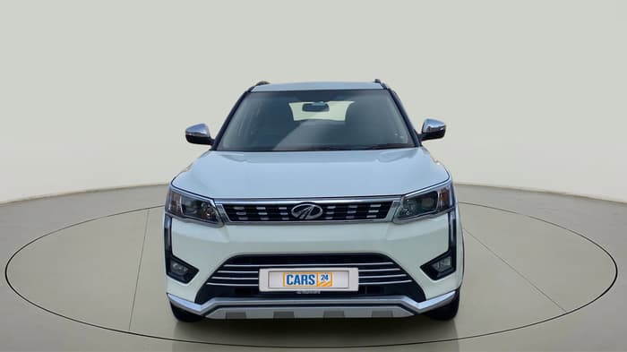 2022 Mahindra XUV300 W8 1.2 PETROL, Petrol, Manual, 25,888 km, Front