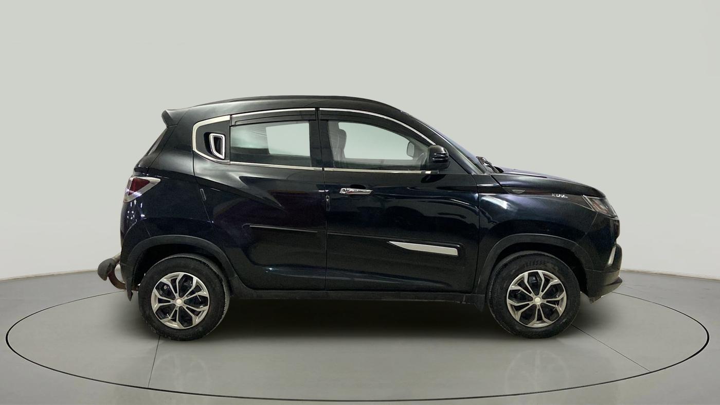 2016 Mahindra Kuv100 K4 PLUS 6 STR, Petrol, Manual, 37,058 km, Right Side View