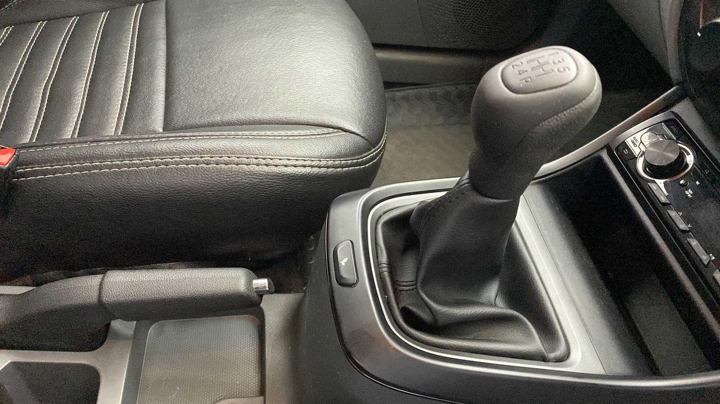 2020 Tata ALTROZ XE PETROL, Petrol, Manual, 38,311 km, Gear Lever