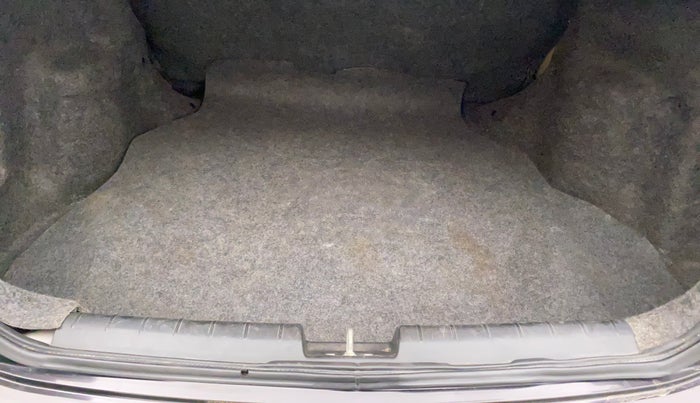 2012 Honda City 1.5L I-VTEC V MT, Petrol, Manual, 97,321 km, Boot Inside