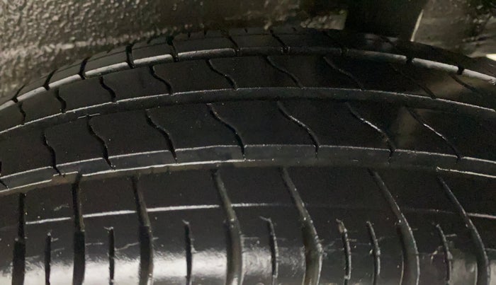 2020 Maruti S PRESSO VXI PLUS AMT, Petrol, Automatic, 9,563 km, Left Rear Tyre Tread