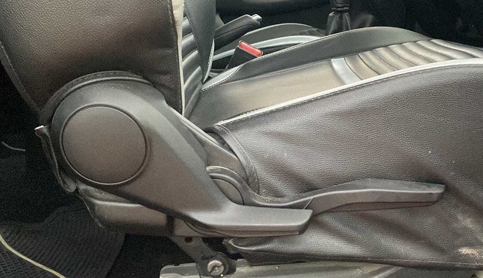 2021 Maruti Baleno ZETA PETROL 1.2, Petrol, Manual, 39,587 km, Driver Side Adjustment Panel